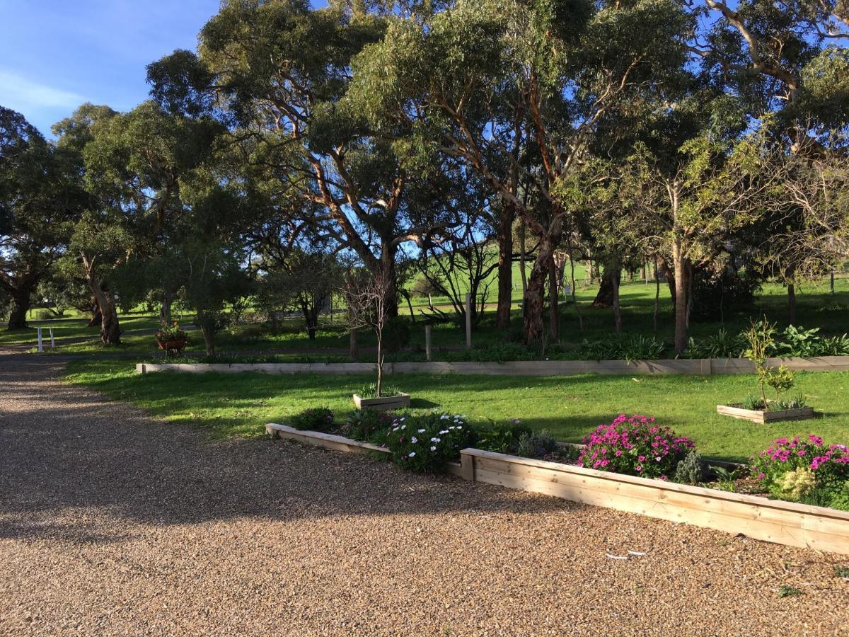 Hindmarsh Valley Lazy Days Cottage - Victor Harbor מראה חיצוני תמונה
